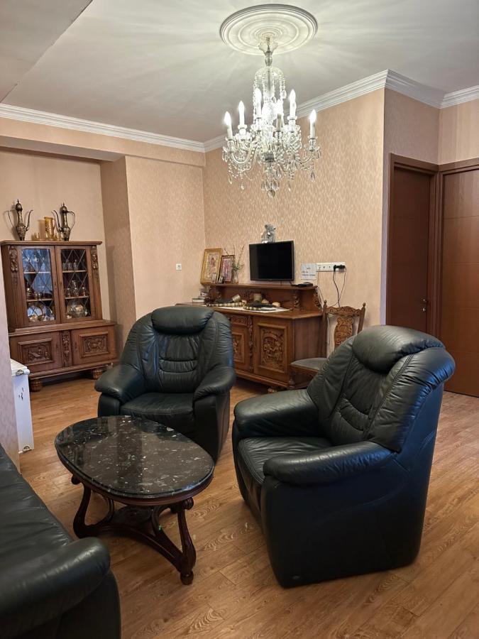 Sun Apartment Тбілісі Екстер'єр фото
